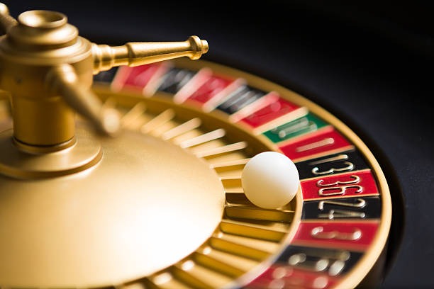 kumisslot platform showing football markets, live dealers, and slot games